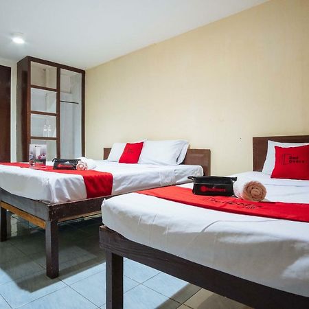 Reddoorz @Downtown Bacolod Hotel Exterior photo
